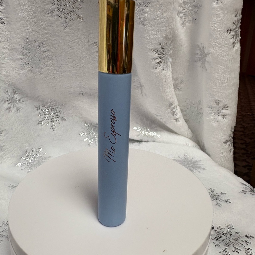 Sweettooth by Sabrina Carpenter in Me Espresso. 10 ML